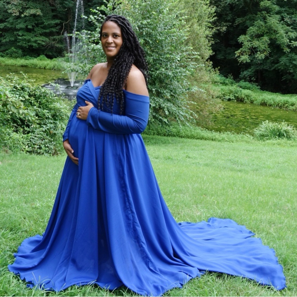 Maternity shoot gown